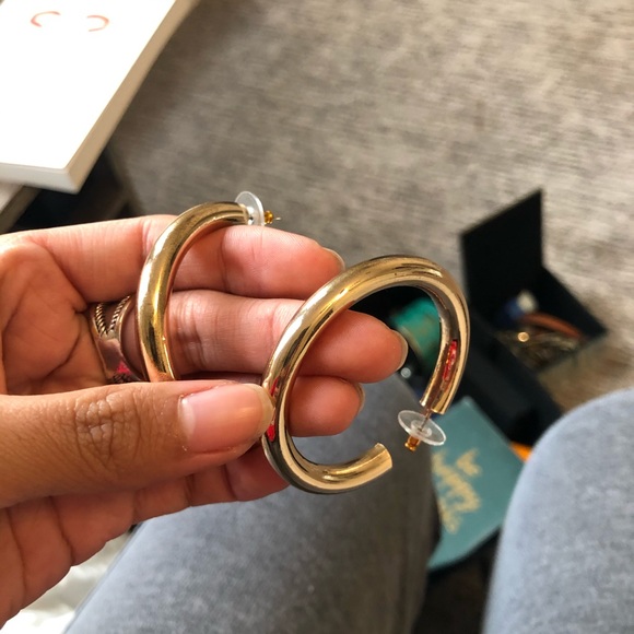 Gold hoops - Picture 2 of 2